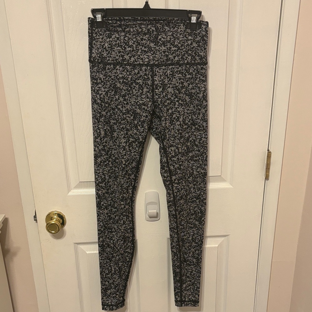lululemon athletica Black and Gray Patterned Leggings